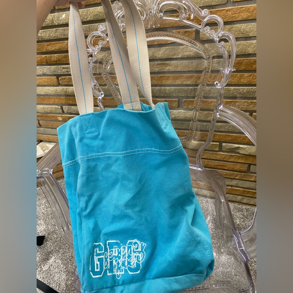 Garage tote